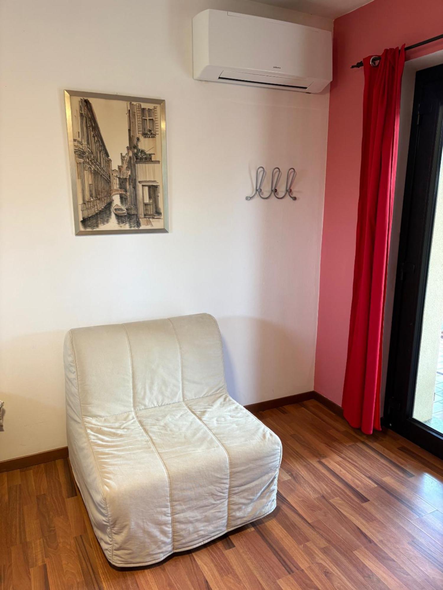 B&B Il Ciliegio Lomnago Εξωτερικό φωτογραφία